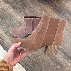 Universal Thread Tan Ankle Booties with Suede Finish